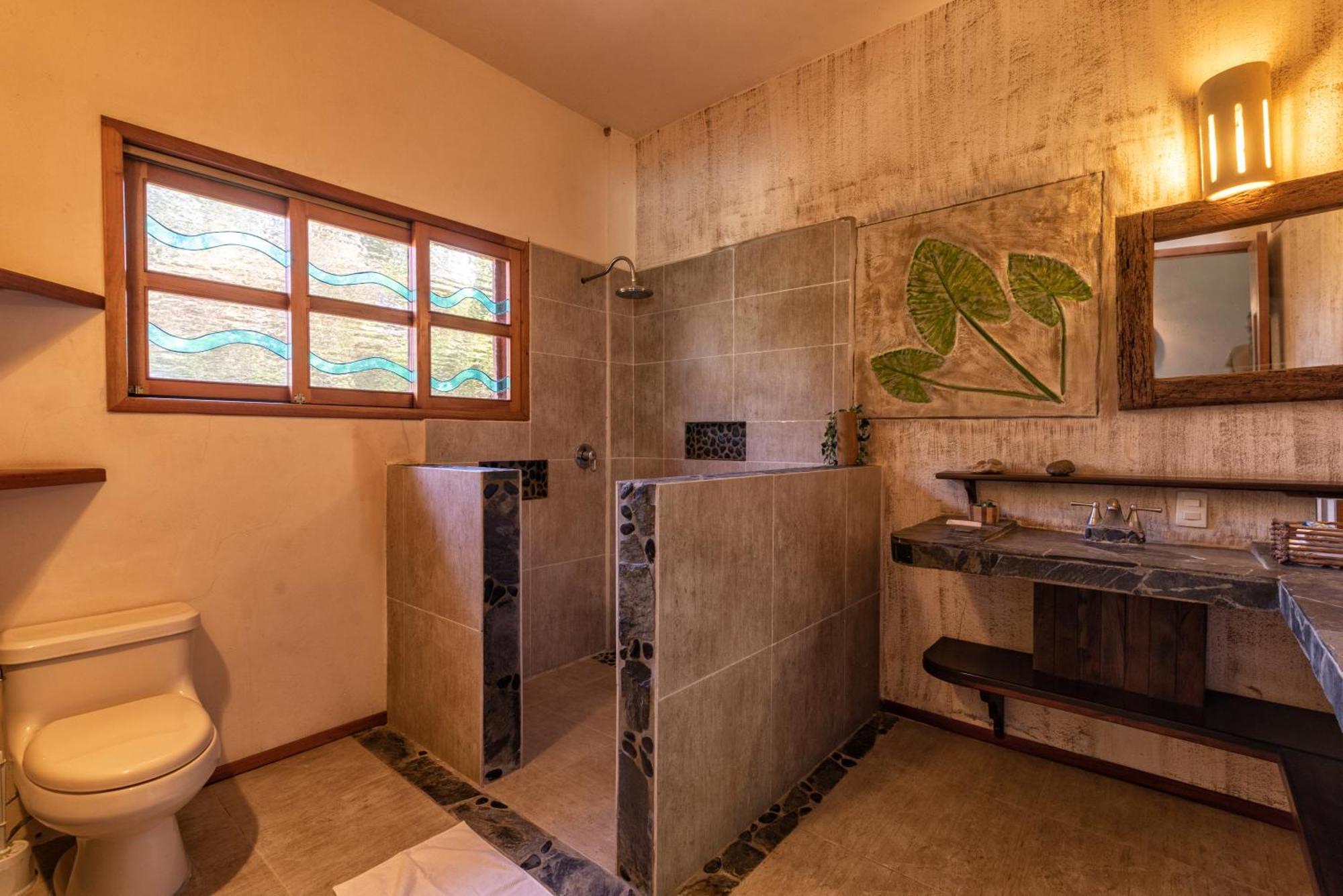 Villas Adriana, Palenque Luaran gambar